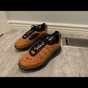 NEW Nike MX720-818 Metalic Copper Black